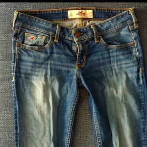 Hollister size 3 long straight leg